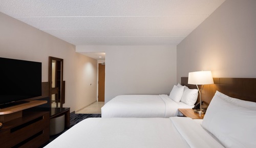 Room, 1 Queen Bed (Hearing Accessible)
