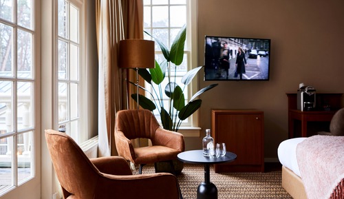 Classic Suite, 1 King Bed, Garden View