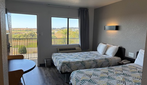 Standard Room, 1 Queen Bed, Accessible, Non Smoking