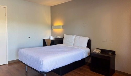 Standard Room, 1 Double Bed, Accessible, Non Smoking