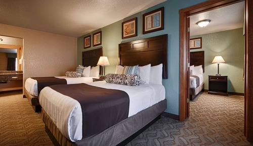 Suite, Multiple Beds, Non Smoking, Refrigerator & Microwave