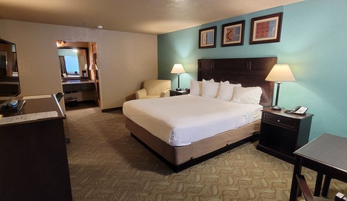Standard Room, 1 King Bed, Non Smoking, Refrigerator & Microwave