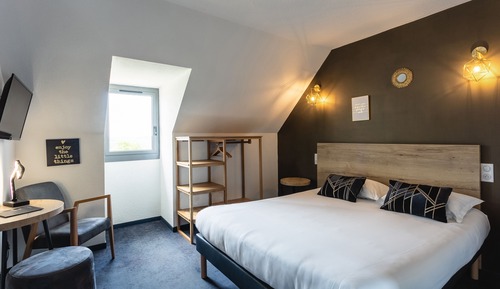 Superior Double Room, 1 Queen Bed, Garden View