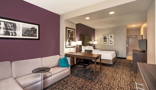 Executive Room, 1 King Bed, Non Smoking