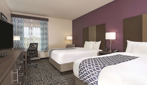 Room, 2 Queen Beds, Accessible, Non Smoking (Mobility)