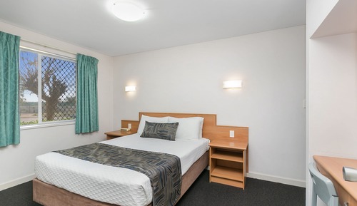 One Bedroom Apartment