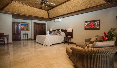 Beachfront Villa Suite