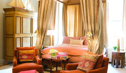 Room ( Six )