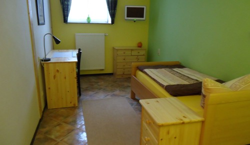 Economy Single Room, Shared Bathroom