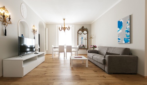 Family Apartment, 3 Bedrooms, Kitchen (Address Via Plinio 5)
