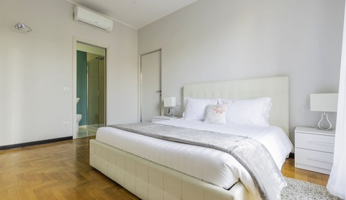 Apartment, 2 Bedrooms, Kitchen (Tre Address:Via Benedetto Marcello 22)