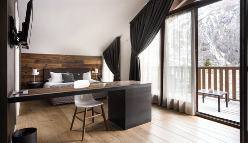 Exclusive Suite