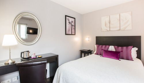 Classic Double Room, Garden View