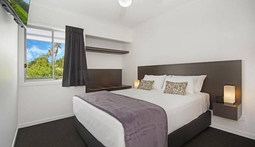 Luxury Suite, 1 Bedroom, Non Smoking, Balcony (Luxury Queen Apartment)