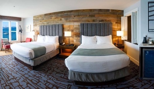 Deluxe Double Queen, No Pets