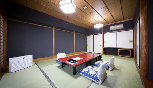 Japanese Style Room For 6 guests with Bathroom and Toilet with Bidet