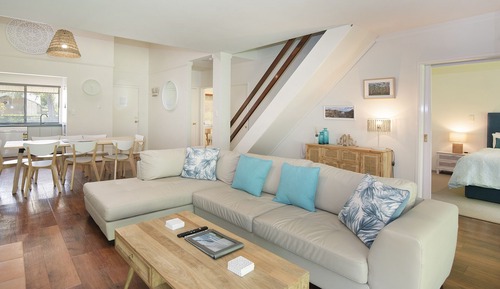 8 Person Villa – Min 2 Nights