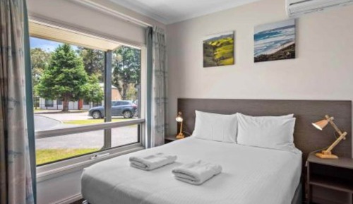 Standard 2 Bedroom Unit (2 Queen)