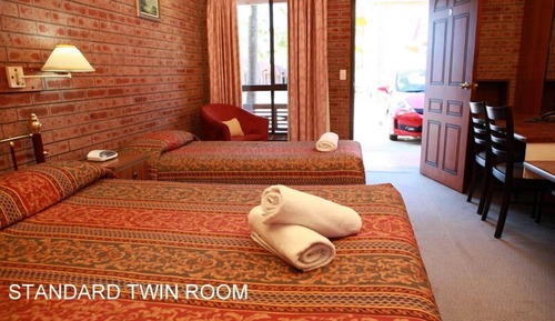 Standard Twin Room