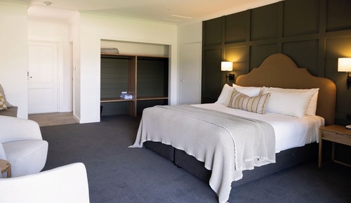 Superior King Room