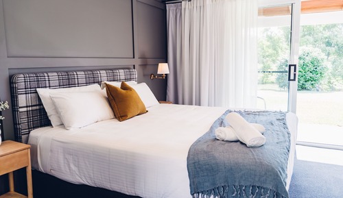 Deluxe Room, 1 King Bed