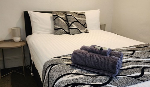 Standard Room (2 Night Special)