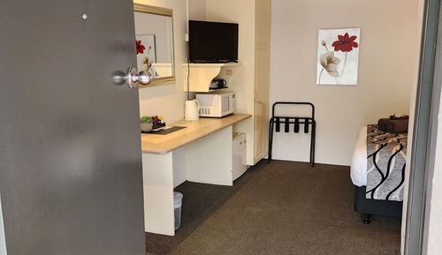 Standard Room, 1 Double Bed, Non Smoking, Refrigerator & Microwave (Modern Standard Double)