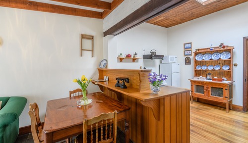 Romantic Sargeante Cottage (Your own Private Cottage)