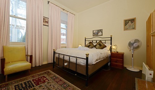 Standard Suite, 1 Bedroom, Shared Bathroom (Queen Suite)