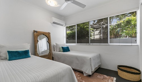 2 Bedrooms Garden View Level 1