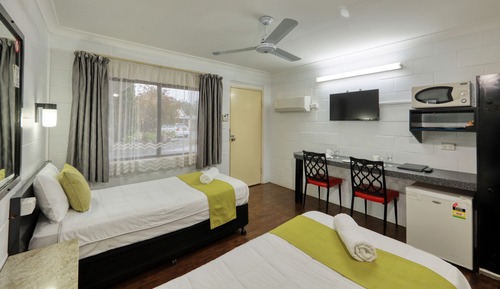 Standard Queen Room