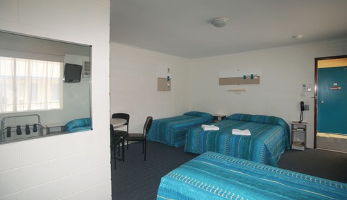 4 Share Room