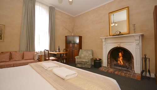 Heritage King Fireplace Room 