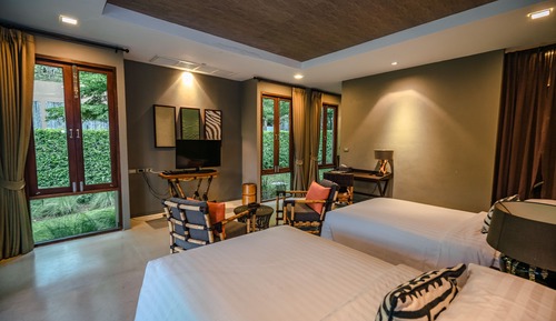 Spring Breeze Family Villas