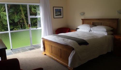 Queen Room