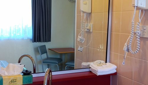 Standard Room, 1 Queen Bed