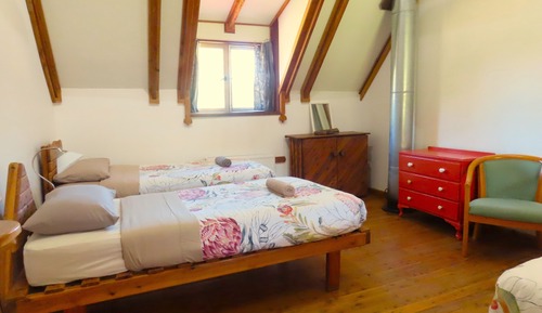 Farmhouse Room 3