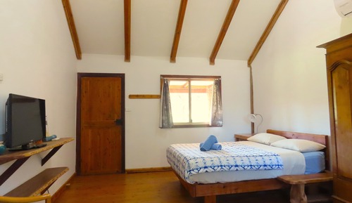 Farmhouse Room 4 