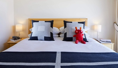 Two Bedroom (6 Share)