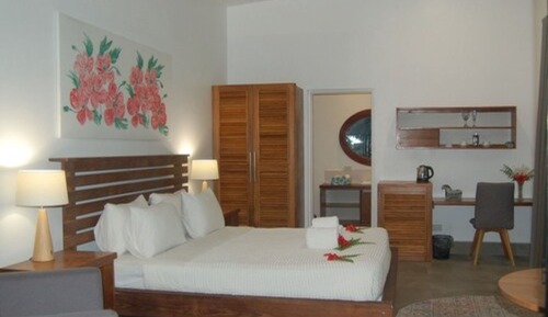 Seaview Garden Suite