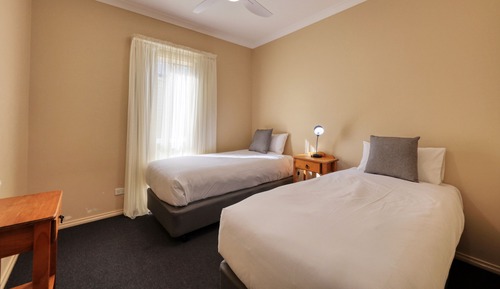 2 Bedroom Apartment (SC Balcony Spa Q+S+S)