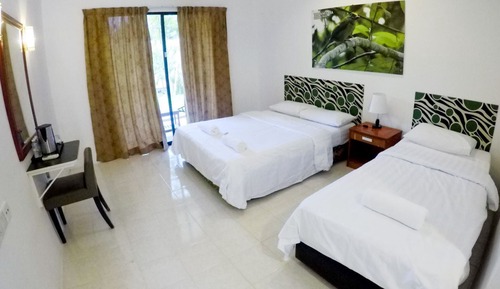 Deluxe Triple Room
