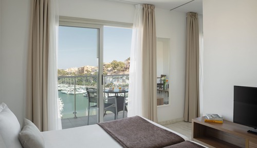 Premium Apartment, 2 Bedrooms, Balcony, Harbor View