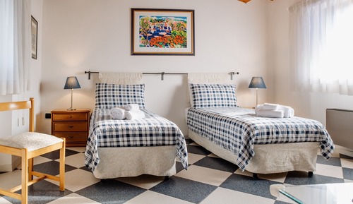 Comfort Apartment, 2 Bedrooms, Poolside