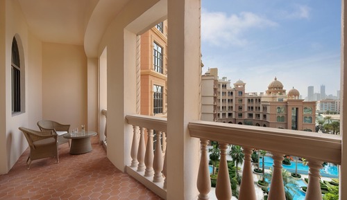 Deluxe Room, Pool View