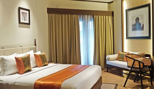 Deluxe King Room Include Dinner