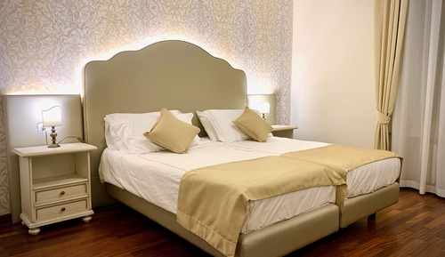 Double or Twin Room, Lake View