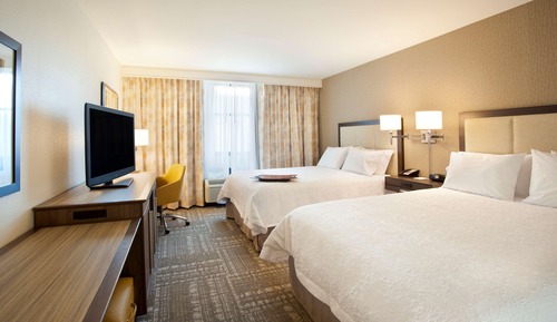 2 Queen Beds, Hearing Accessible Room