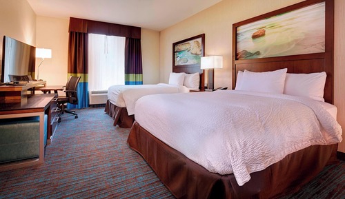 Room, 2 Queen Beds (Mobility Accessible, Tub)