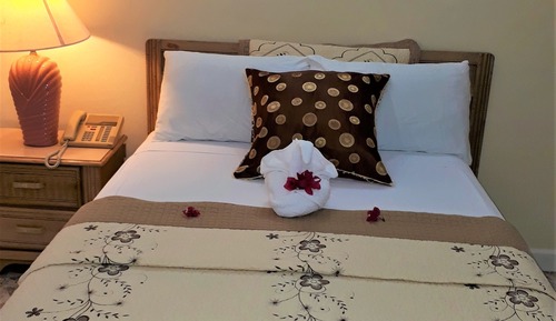 Luxury Suite, 2 Queen Beds, Kitchenette